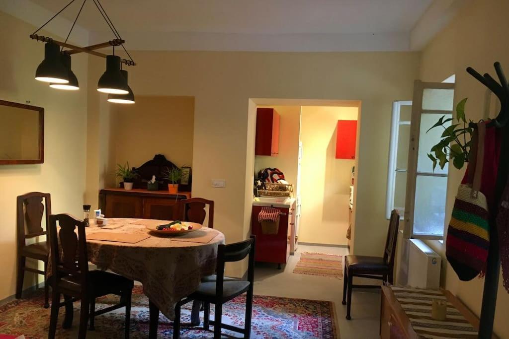 Vintage Studio Apartment, Garden And Free Parking Budapest Exteriör bild