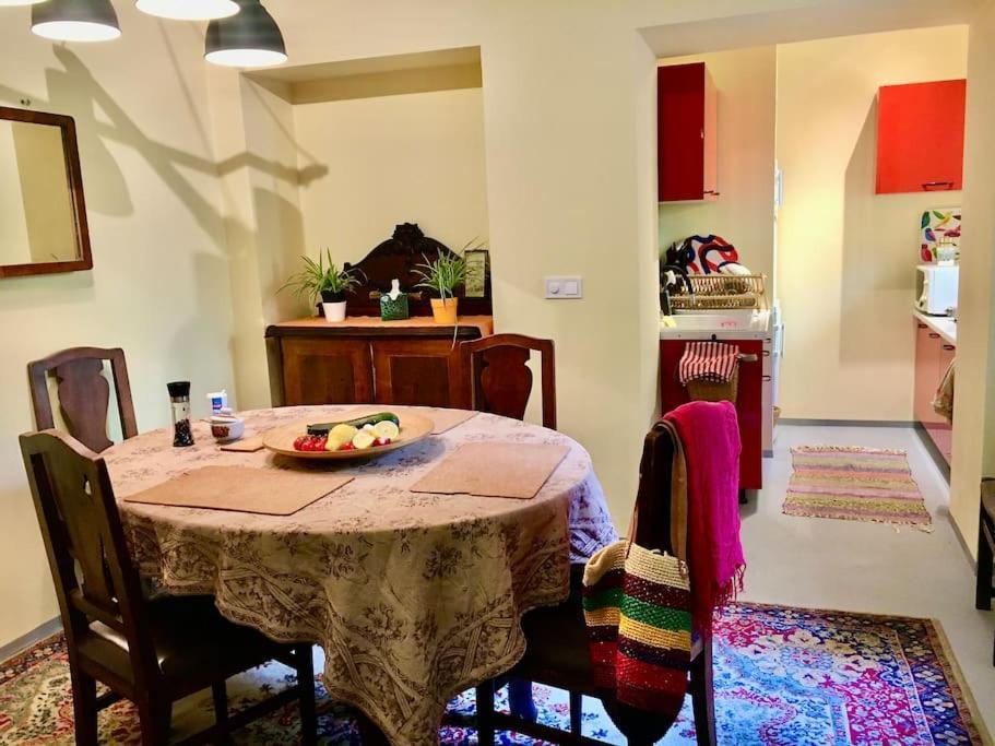 Vintage Studio Apartment, Garden And Free Parking Budapest Exteriör bild